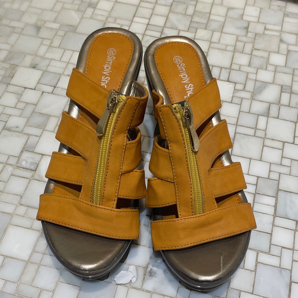 Simply Styled Women's Zip Front Sandals 👵MT